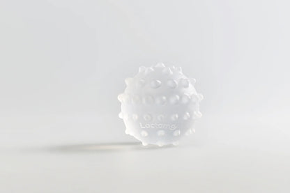 Lactamo breastfeeding device used for massage and temperature therapy